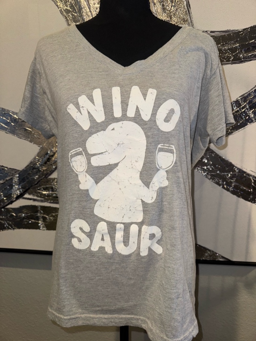 Wino Saur Graphic Tee in Light Gray